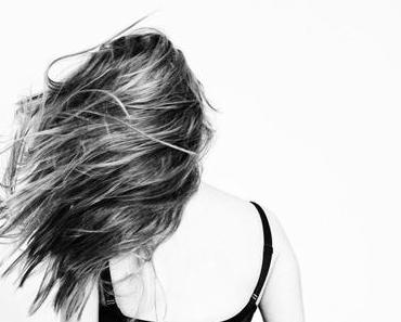 6 Tipps & Tricks gegen trockenes Haar