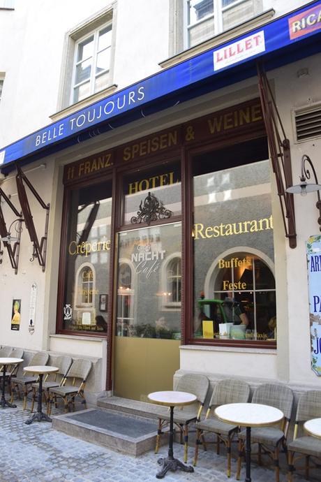 02_Restaurant-Creperie-Belle-Toujours-Regensburg-Citytrip