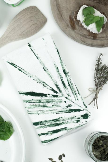 Grün in der Küche: Geschirrtuch bedrucken für Frosch