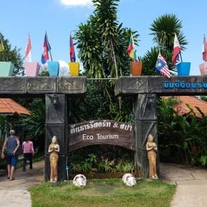 Willkommen im Vergnügungspark Ton Tan Resort