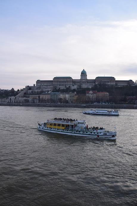 25_Flusskreuzfahrt-a-rosa-Donau-Burgpalast-Buda-Budapest-Ungarn