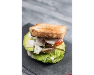 Caesar Club Sandwich mit Avocado statt Bacon