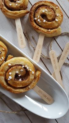 Zimtschnecken am Stiel