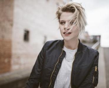 CD-REVIEW: Levina – Unexpected