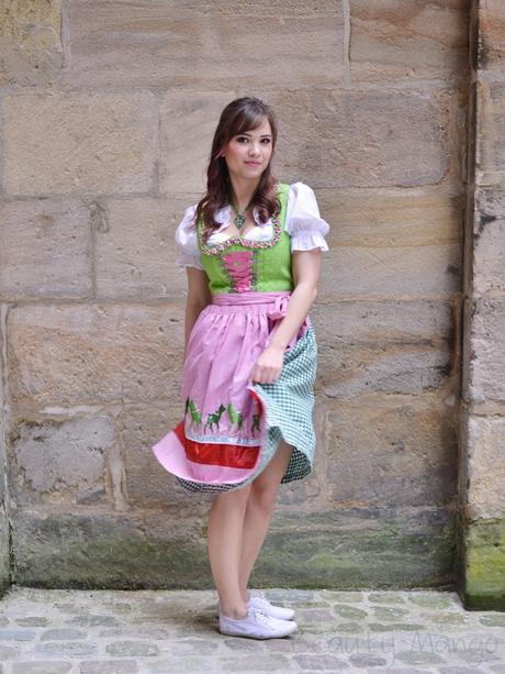[Outfit] Bambi Dirndl in Grün & Rosa