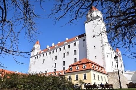 12_Burg-Hrad-Pressburger-Burg-Wahrzeichen-Bratislava-Slowakei