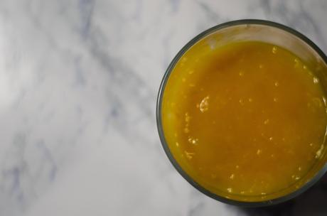 Kokos-Joghurt-Creme mit Mango