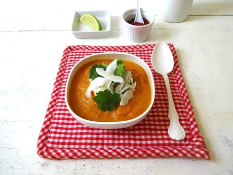 Möhren-Ingwer-Suppe mit Koriander-Reis