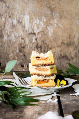 Backfail + das Rezept der Besinnung: Streuselkuchen mit Marillen / Crumble Cake with Apricots