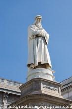 Leonardo da Vinci Denkmal auf dem Platz vor der Scala