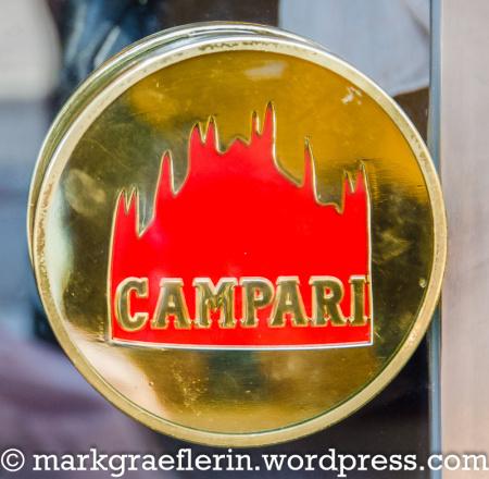 Feierabend Apéro Cocktail: Campari Spritz – Das Originalrezept aus der Camparino Bar Milano