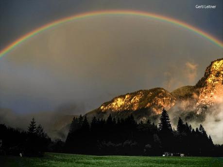 Bild der Woche: Regenbogen in Greith