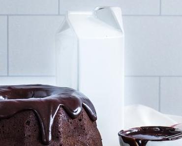 Schoko Gugel mit Cheesecake Kern & Schoko Guss