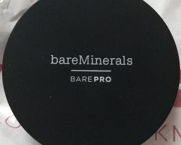 bareMinerals Barepro Performance Wear Powder Foundation 02 Dawn + essence live. laugh. celebrate! mini brush set (LE)
