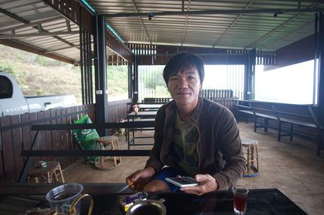Mein Wirt und Helfer im Thailändischen Café