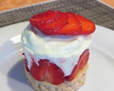Erdbeer-Basilikum-Törtchen