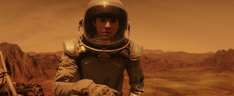 In DEN STERNEN SO NAH lernt ein Mars-Kind die Erde kennen