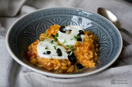 Tomaten-Risotto mit Oliven und Mozzarella | Madame Cuisine Rezept