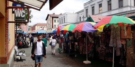 Prag: die vietnamesischen Markthallen