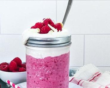 veganer Raspberry frozen Joghurt Shake