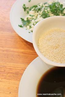 Simit Poğaça oder Sesam-Teigtaschen