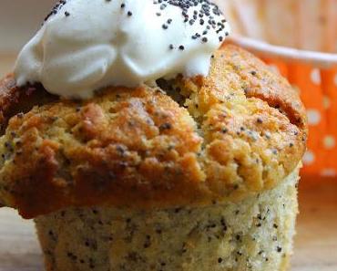 Zitronenmuffins mit Blauer Mohnsamen