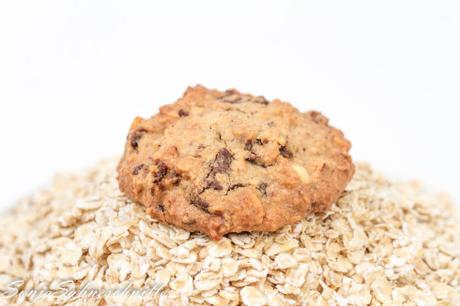 ultimately overnight oats cookies with chocolate, nuts and raisins – Die besten overnight-oat-Cookies mit Schokolade, Rosinen und Nüssen + Gewinnspiel