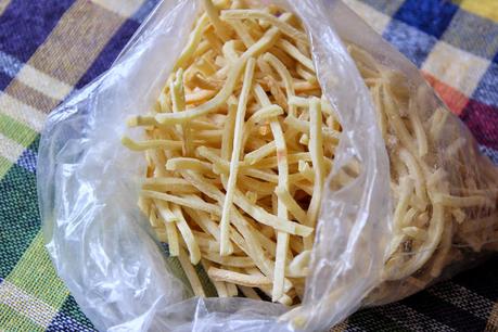 Cevizli Peynirli Erişte / Erişte Nudeln mit Walnuss und Käse