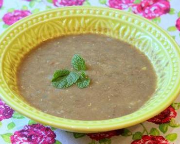 Kara Mercimek Çorbası / Dunkle Linsensuppe