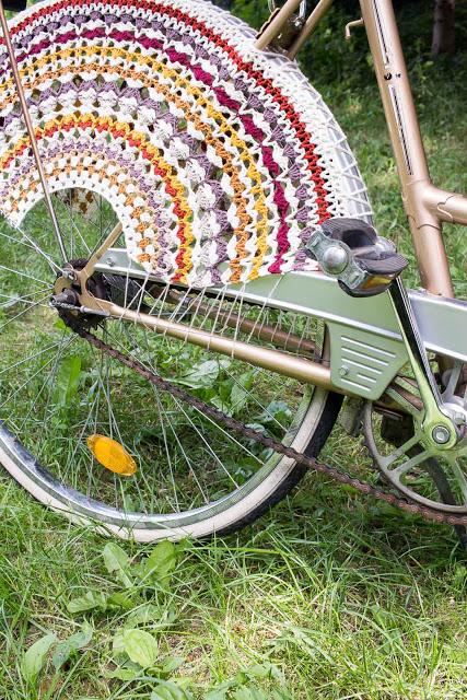 Gehäkeltes Fahrradnetz selbermachen - Anleitung von Mollie Makes Issue 41