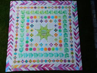 BerninamedaillonQAL - Herringbone Border