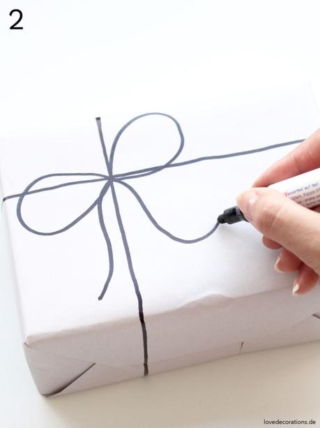 DIY Schleife auf Geschenkpapier malen | DIY painted Bow on a Gift Wrapping