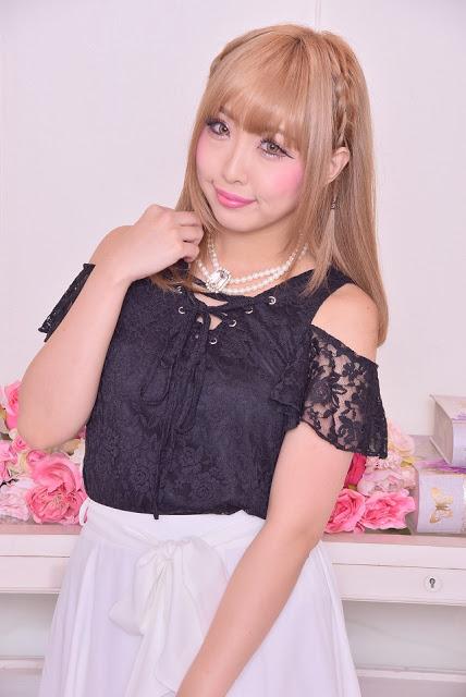 AUGUST 003 | GYARU POST | MA*RS COLLECTION AUTUM 2017