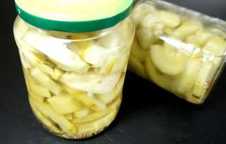 Saure Gurken Omas Art