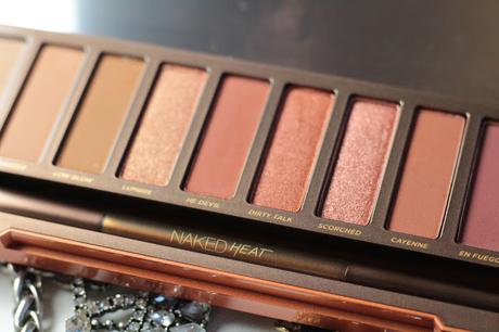 Review: Urban Decay Naked Heat Palette - mit Swatches
