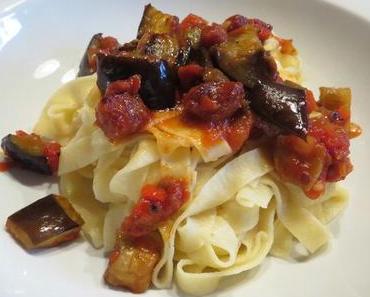 Linguine mit gegrillter Aubergine und Chorizo