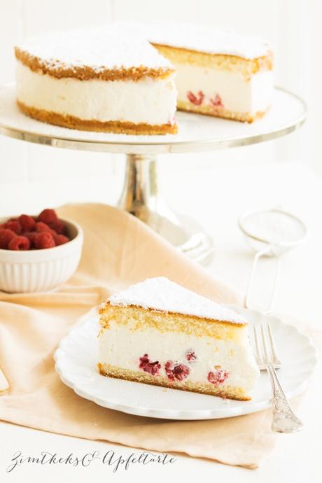 Käse-Sahne-Torte mit Himbeeren