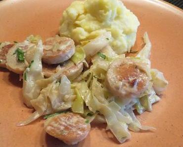 Spitzkohl-Bratwurst-Pfanne