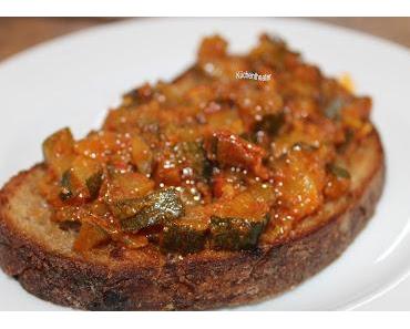 Zucchini Salsa / scharf süss würzig