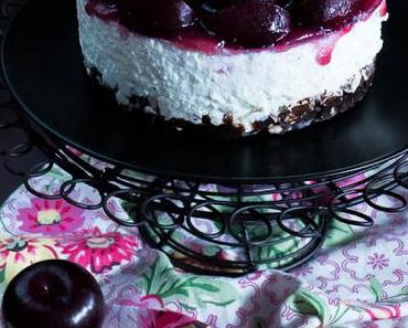 no bake Cottage-Cheese Cheesecake mit Pflaumen