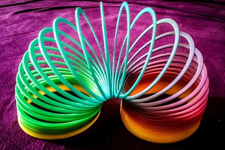 Kuriose Feiertage - 30. August - Tag des Slinky – der amerikanische Slinky Day - 2 (c) Sabrina für www.kuriose-feiertage.de