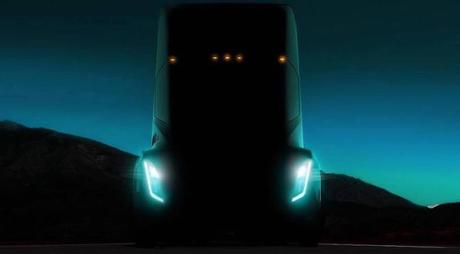 Tesla Semi Truck: Elektro-LKW mit 500 Kilometern Reichweite