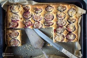 Zwetschgenkuchen mit Zwiebackbröseln & Zimt