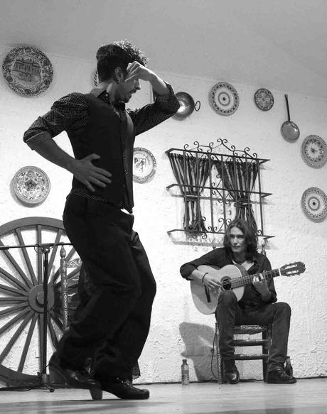 Flamenco Dancer in Cádiz