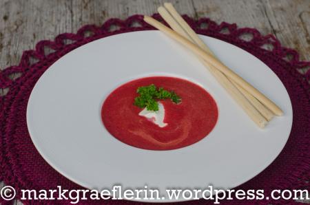 Samstagseintopf: Rote Bete Suppe mit Ingwer