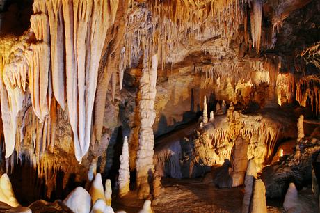 Naturschauspiel Tropfsteinhöhle – die schönsten Schauhöhlen in Deutschland