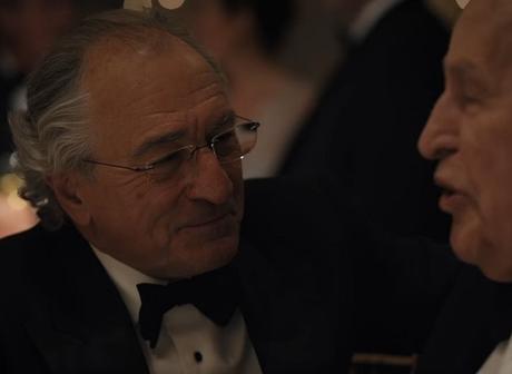 „Stranger Things“ Plakate, die an Horrorfilme der 80er erinnern