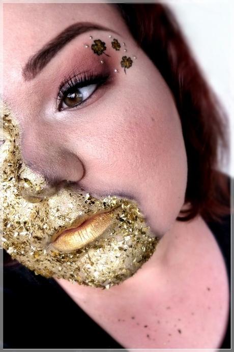 makeupart mit Gold 