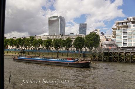 London - Sightseeing von der Themse aus (Teil 1)