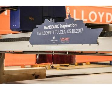 Stahlschnitt der HANSEATIC inspiration von Hapag Lloyd Cruises